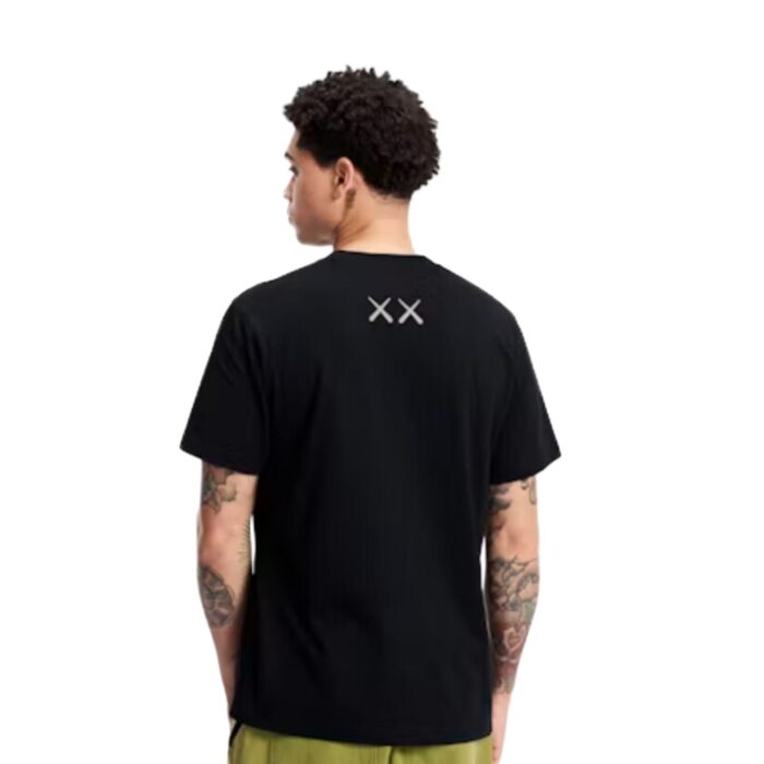 Playera Kaws Negra - Imagen 2