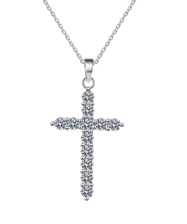 Collar Cruz de Moissanita
